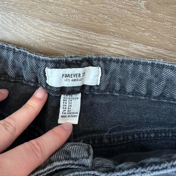 Forever 21 Black Jean Shorts - Picture 2 of 3
